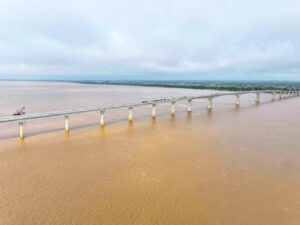 ខ្ញុំមានសេចក្តីសោមនស្សរីករាយដែលគម្រោងស្ពានមិត្តភាពកម្ពុជា-ចិន មេគង្គក្រចេះ សម្រេចបាន ៩៨,៨៧%។